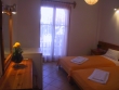 http://www.sapphoestate.com/images/listing_photos/327_img0111.jpg