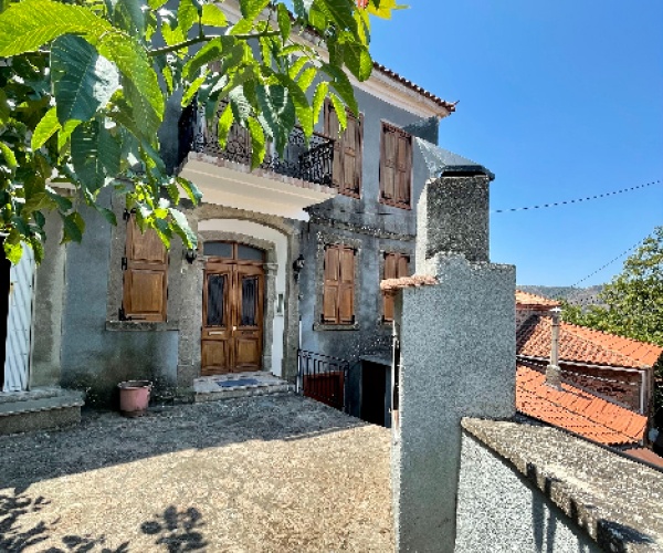 Vatoussa, Lesvos Island 81103, 3 Bedrooms Bedrooms, ,2 BathroomsBathrooms,House,For Sale,1165