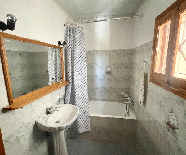 Vatoussa, Lesvos Island 81103, 3 Bedrooms Bedrooms, ,2 BathroomsBathrooms,House,For Sale,1165