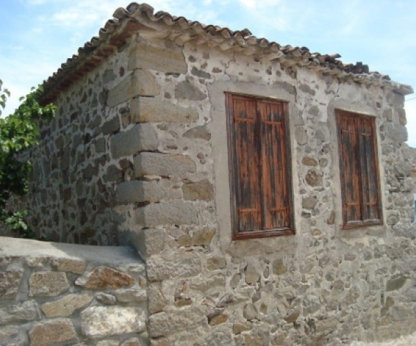 Eressos, Lesvos Island 81105, 2 Bedrooms Bedrooms, ,1 BathroomBathrooms,House,For Sale,1171