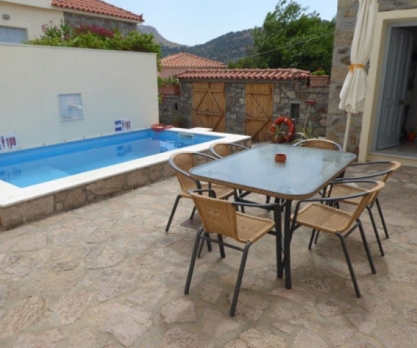 Eressos, Lesvos Island 81105, 4 Bedrooms Bedrooms, ,4 BathroomsBathrooms,House,For Sale,1024