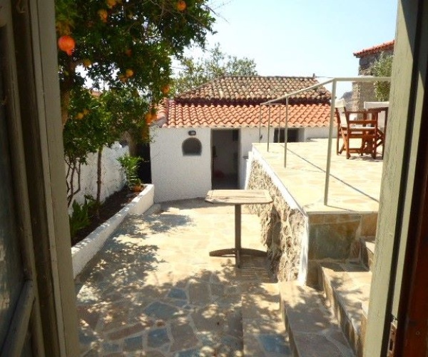 Eressos, Lesvos Island 81105, 3 Bedrooms Bedrooms, ,1 BathroomBathrooms,House,For Rent,1270