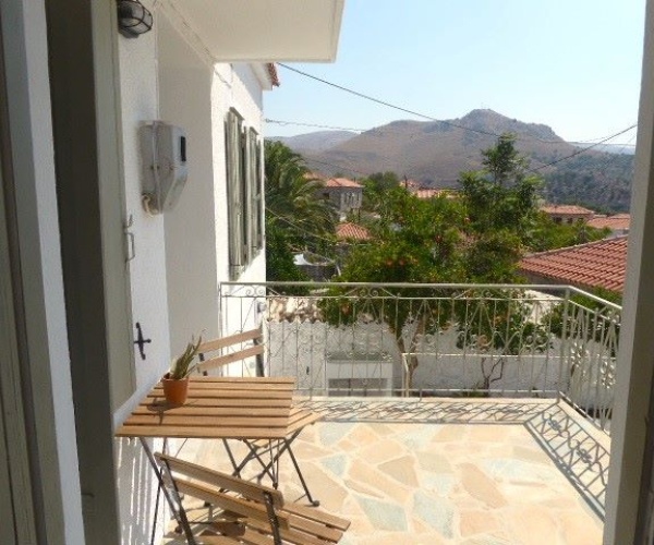 Eressos, Lesvos Island 81105, 3 Bedrooms Bedrooms, ,1 BathroomBathrooms,House,For Rent,1270