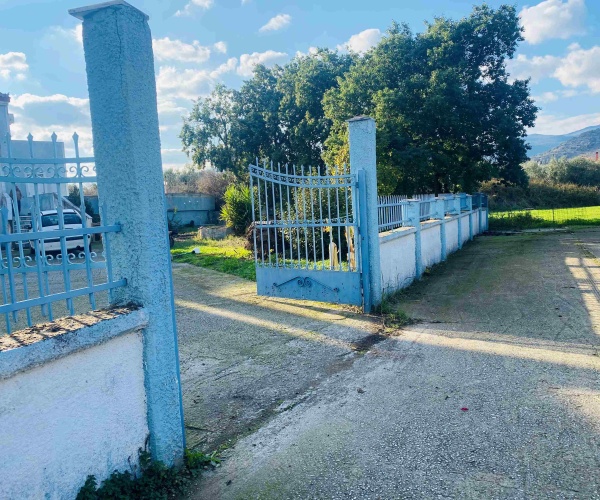 Kalloni, Lesvos Island 81107, 4 Bedrooms Bedrooms, ,2 BathroomsBathrooms,House,For Sale,1284