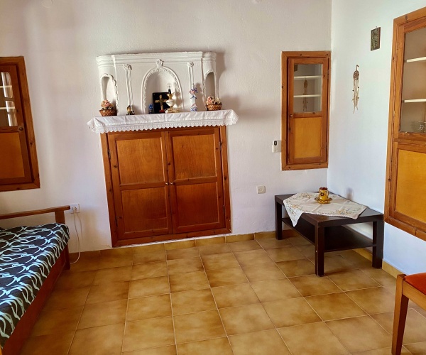 Eressos, Lesvos Island 81105, 1 Bedroom Bedrooms, ,1 BathroomBathrooms,House,For Rent,1292