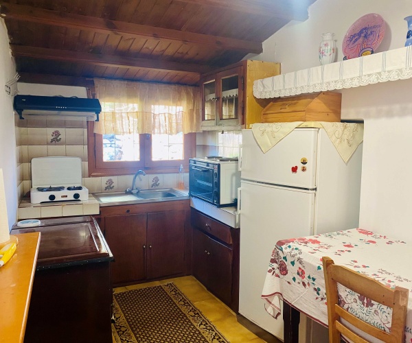 Eressos, Lesvos Island 81105, 1 Bedroom Bedrooms, ,1 BathroomBathrooms,House,For Rent,1292