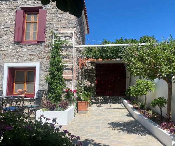 Eressos, Lesvos Island 81105, 3 Bedrooms Bedrooms, 0 ,2 BathroomsBathrooms,House,For Sale,0,1308