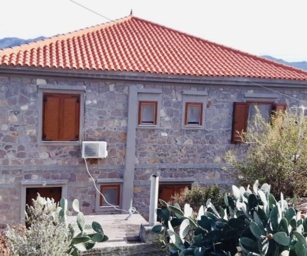 Molyvos, Lesvos Island 811 08, 6 Bedrooms Bedrooms, 0 ,2 BathroomsBathrooms,House,For Sale,0,1315