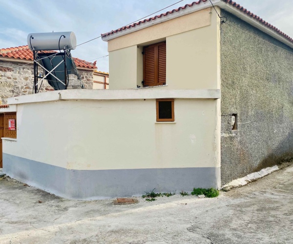 ERE 0240 House for sale in Eressos village 