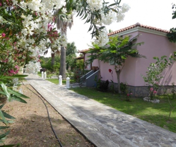 Skala Eressos, Lesvos Island 81105, 6 Bedrooms Bedrooms, ,Business,For Sale,1051