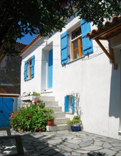 Eressos, Lesvos Island 81105, 2 Bedrooms Bedrooms, ,2 BathroomsBathrooms,House,For Sale,1069